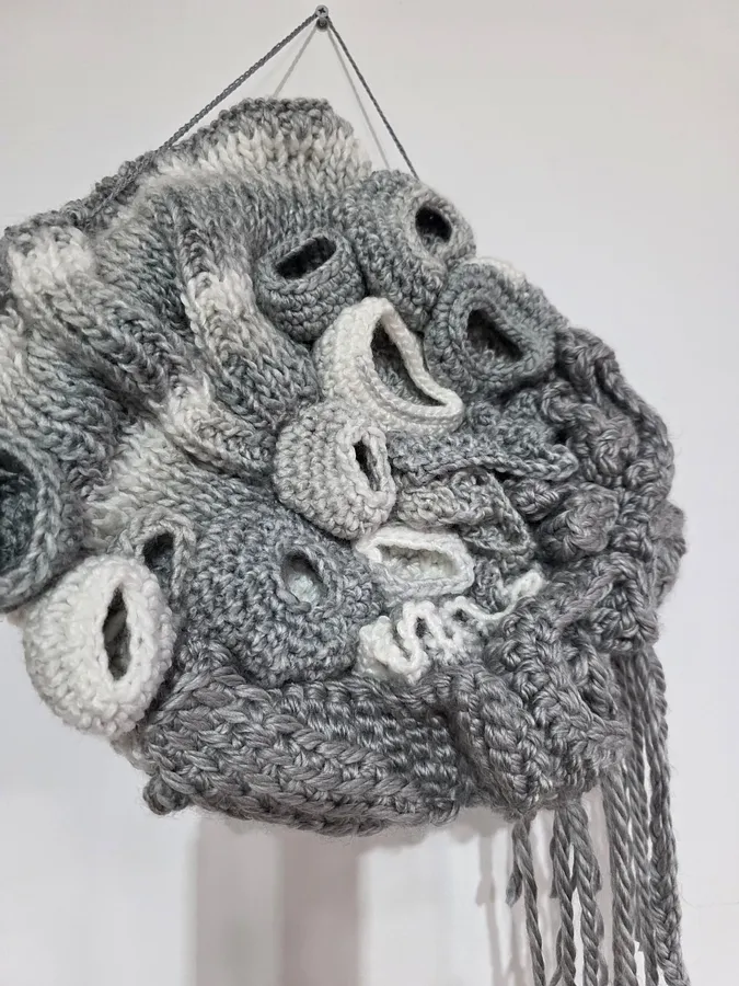 Image of Hide and Seek N⁰ 4 by Natalia Byrdina, size: 30 × 30 × 30 cm, made of yarn, Works medium